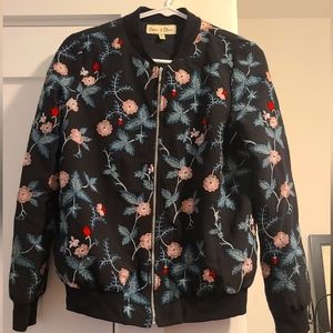 Stylish bomber jacket, size M